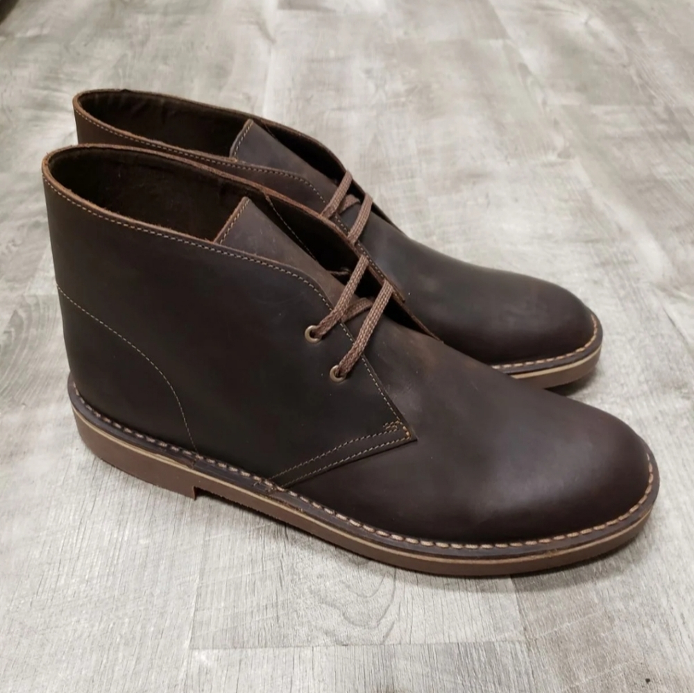 🆕️ Clarks Bushacre 2 Leather Chukka Boots Sz 11 - Picture 1 of 16